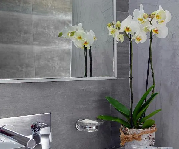 Dina With Private Juccuzi Διαμέρισμα *