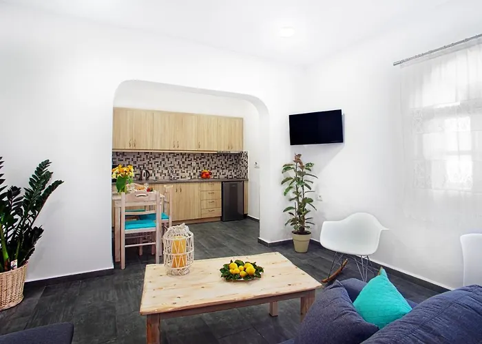 Apartamento Dina With Private Juccuzi Perissa (Santorini)