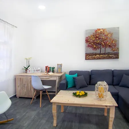 Dina With Private Juccuzi *